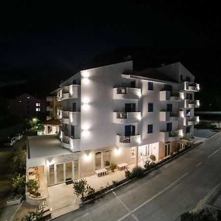 Hotel Ivando - K&S Drvenik  Kültér fotó