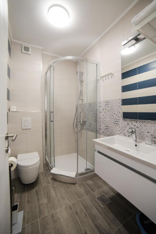 Hotel Ivando - K&S Drvenik  Kültér fotó